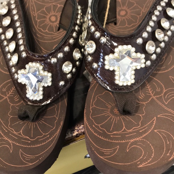 Montana West New with Tags - Picture 2 of 6